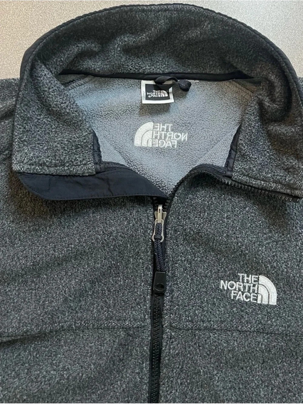 The North Face Men's Dark Gray Full-Zip Fleece Jacket